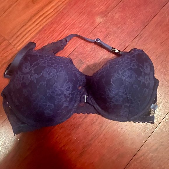Victoria's Secret Other - Victoria's Secret Demi Bra NWT